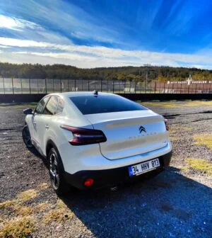 Citroen C4 X (2022)